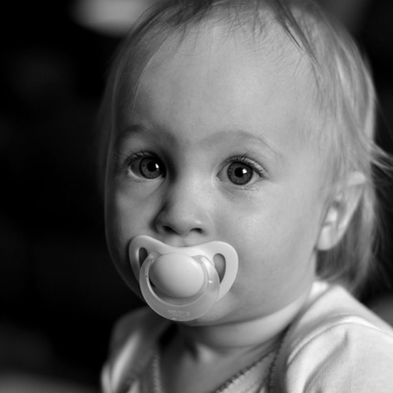 tetine-ou-pas-tetine